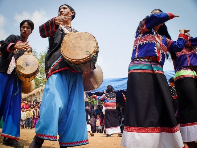 lahu hilltribe dancing and festivities